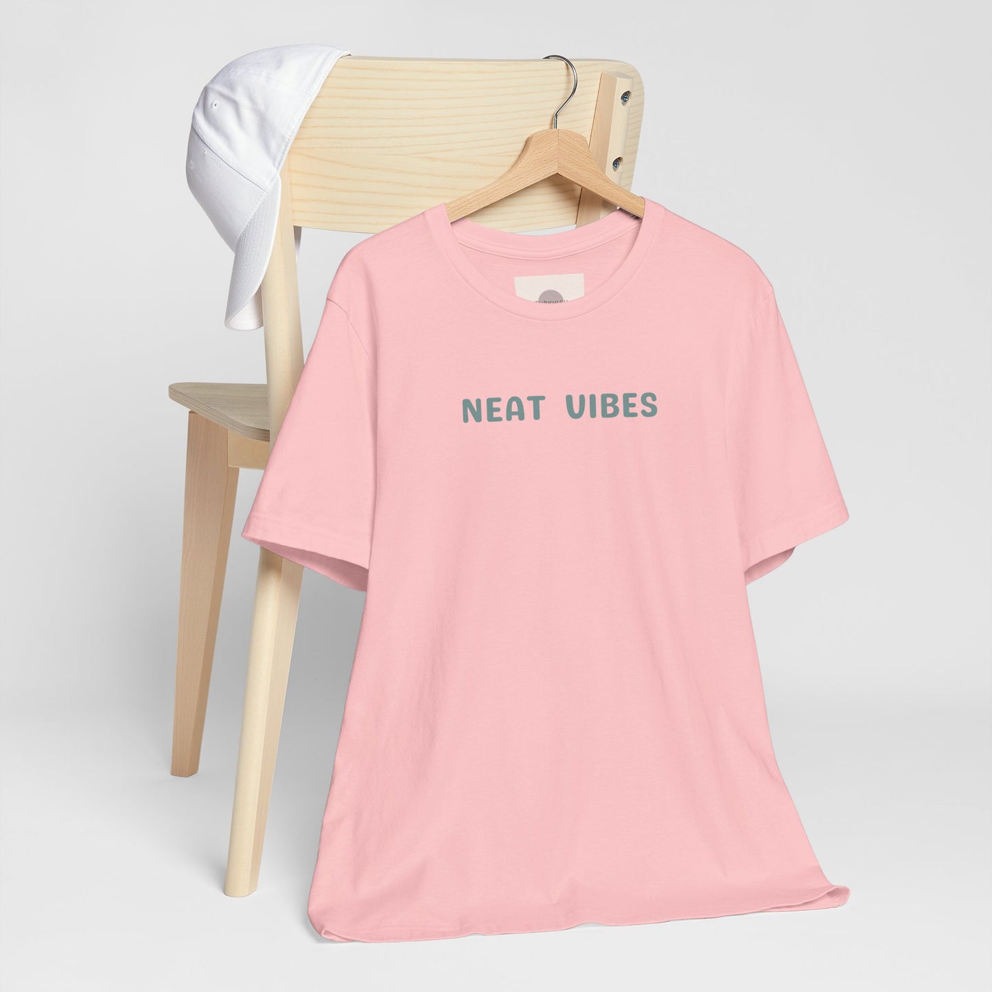 Neat Vibes Unisex Tee - for super neat, OCD, extra clean, slow at leaving home and getting into bed, color coordinating or super organized personality - Unisex Jersey Casual Summer Shirt | Gift for Friends, Unique Birthday Present, Relaxed Fit, Daily Wear